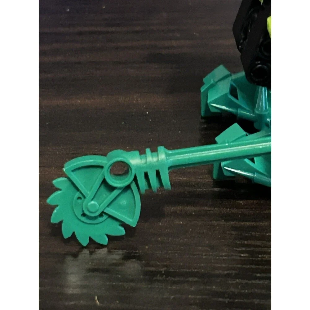 VTG LEGO BIONICLE 8541 Turaga Matau 2001 Complete Vintage Retired Figure Green
